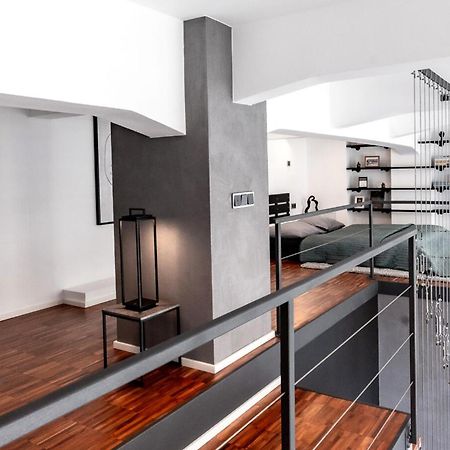 Апартаменты The Factory Loft Прага Экстерьер фото